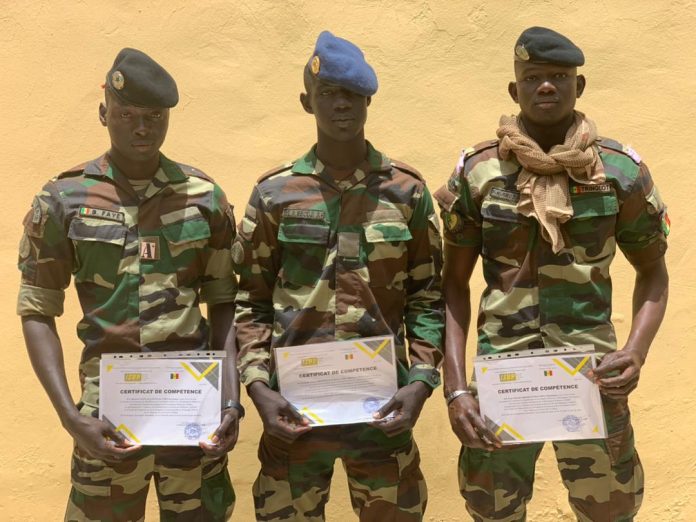 Cérémonie de clôture FQE contingent 202, Mardi 19 avril 2022 - img4